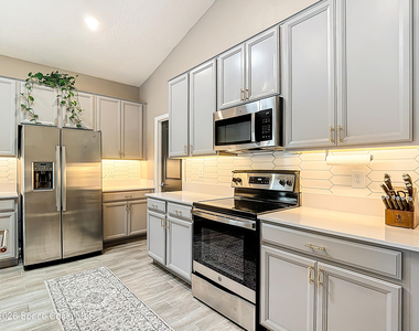 4471 Holstein Street - Photo Thumbnail 10