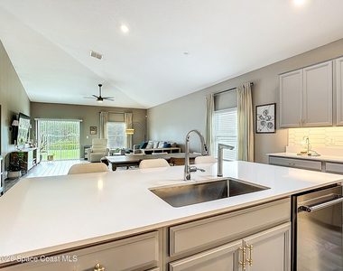 4471 Holstein Street - Photo Thumbnail 9