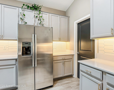 4471 Holstein Street - Photo Thumbnail 11