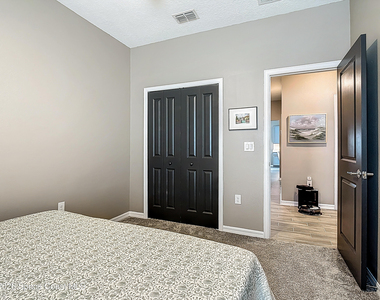 4471 Holstein Street - Photo Thumbnail 25