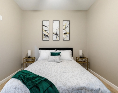 4661 Clover Street - Photo Thumbnail 11