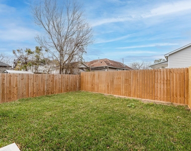 4661 Clover Street - Photo Thumbnail 25