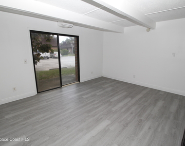 3816 Overlook Drive Ne - Photo Thumbnail 4