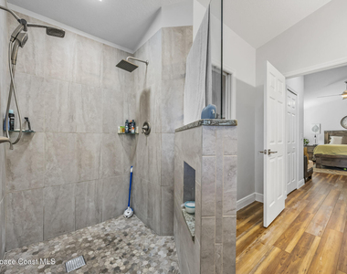 1785 Ficus Point Drive - Photo Thumbnail 21