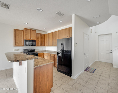 733 Ventura Drive - Photo Thumbnail 7