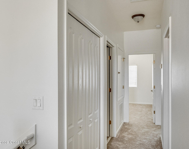 733 Ventura Drive - Photo Thumbnail 23