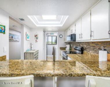 8500 Ridgewood Avenue - Photo Thumbnail 2