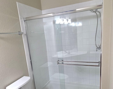 1576 Peregrine Circle - Photo Thumbnail 15