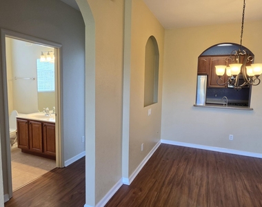 1576 Peregrine Circle - Photo Thumbnail 3