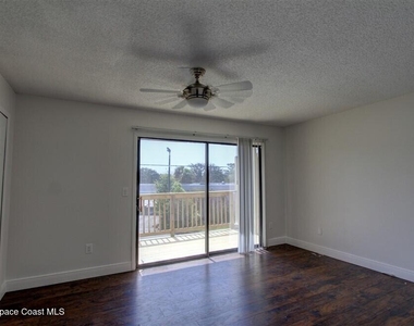 283 E Towne Place - Photo Thumbnail 17