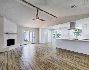 9723 Galston Lane - Photo Thumbnail 12