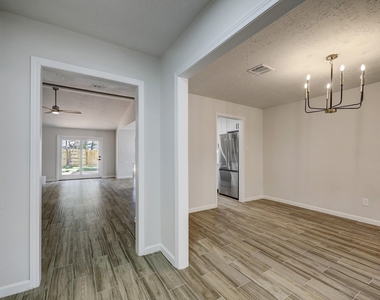 9723 Galston Lane - Photo Thumbnail 3