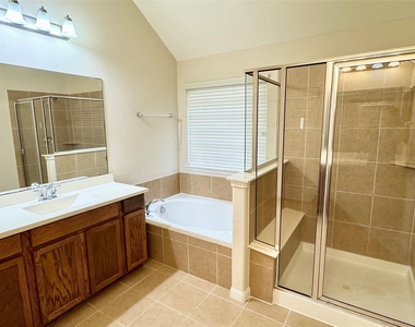 26934 Churchill Gate - Photo Thumbnail 20