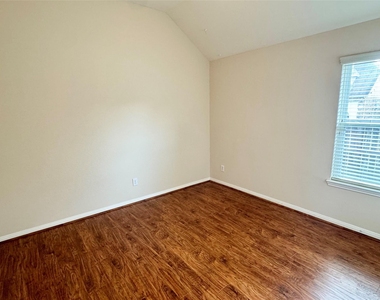 26934 Churchill Gate - Photo Thumbnail 26