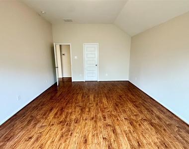 26934 Churchill Gate - Photo Thumbnail 19