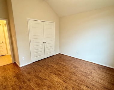 26934 Churchill Gate - Photo Thumbnail 27