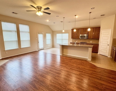 26934 Churchill Gate - Photo Thumbnail 10