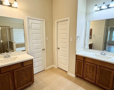 26934 Churchill Gate - Photo Thumbnail 21