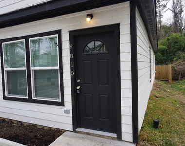 9810 Arbor Oak - Photo Thumbnail 1