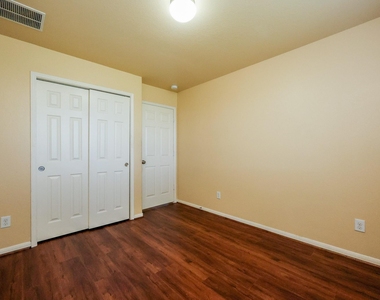 20130 Emerald Mountain Drive - Photo Thumbnail 13