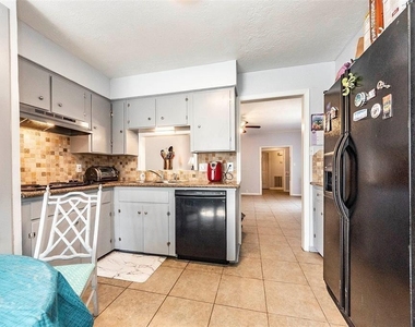 10424 Belfast Road - Photo Thumbnail 13