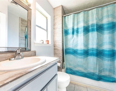 10424 Belfast Road - Photo Thumbnail 5
