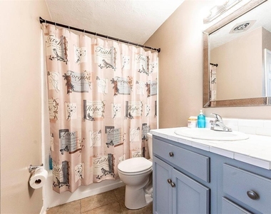 10424 Belfast Road - Photo Thumbnail 2