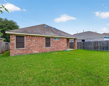 7218 Fox Hall Lane - Photo Thumbnail 15