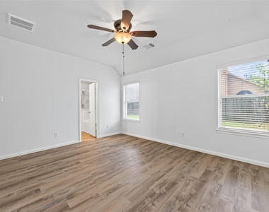 7218 Fox Hall Lane - Photo Thumbnail 11
