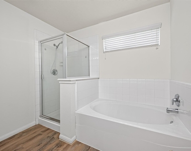 7218 Fox Hall Lane - Photo Thumbnail 12