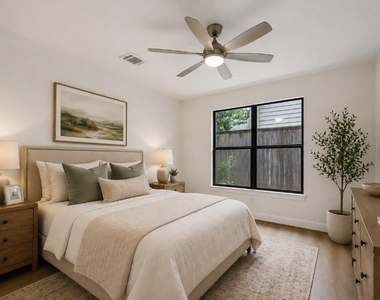 650 Westcross Street - Photo Thumbnail 4