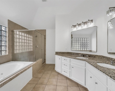 650 Westcross Street - Photo Thumbnail 29