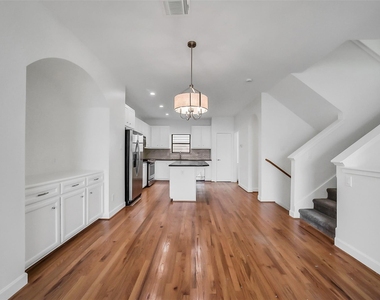 650 Westcross Street - Photo Thumbnail 24