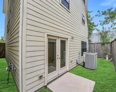 650 Westcross Street - Photo Thumbnail 33