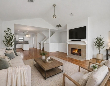 650 Westcross Street - Photo Thumbnail 1