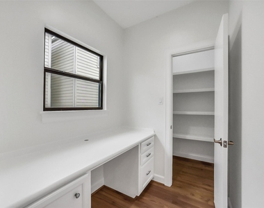 650 Westcross Street - Photo Thumbnail 22