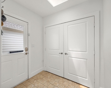 945 Dorothy Street - Photo Thumbnail 12