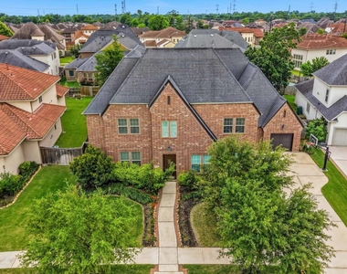 5735 Genoa Springs Lane - Photo Thumbnail 1