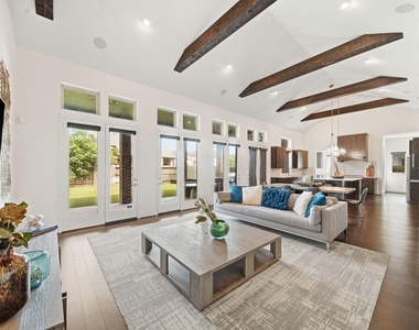 5735 Genoa Springs Lane - Photo Thumbnail 10