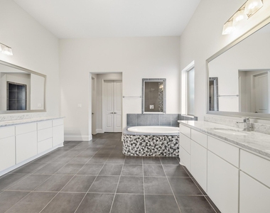 5735 Genoa Springs Lane - Photo Thumbnail 27