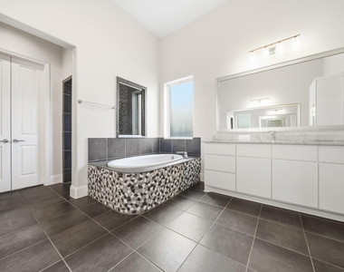 5735 Genoa Springs Lane - Photo Thumbnail 28