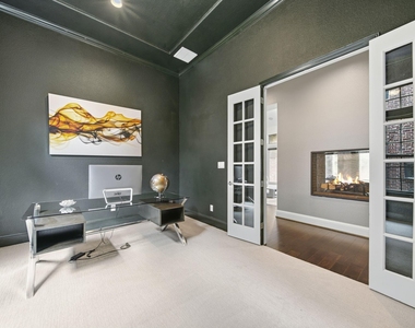 5735 Genoa Springs Lane - Photo Thumbnail 8