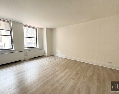 West 34th Street - Photo Thumbnail 1