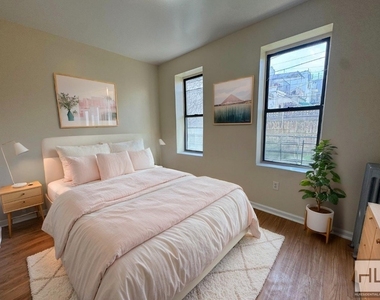 8 Avenue - Photo Thumbnail 2