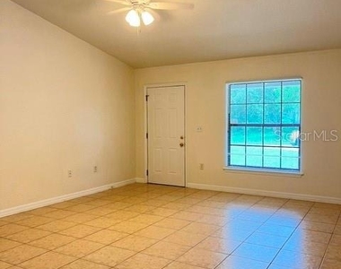 733 E Indiana Avenue - Photo Thumbnail 3