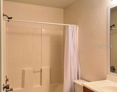 733 E Indiana Avenue - Photo Thumbnail 8