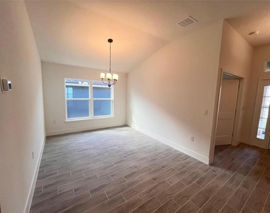 13022 Kent Bradely Street - Photo Thumbnail 9