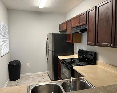6431 Cypressdale Drive - Photo Thumbnail 23
