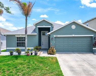 13128 Royal Pines Avenue - Photo Thumbnail 1