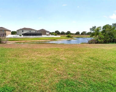 13128 Royal Pines Avenue - Photo Thumbnail 4